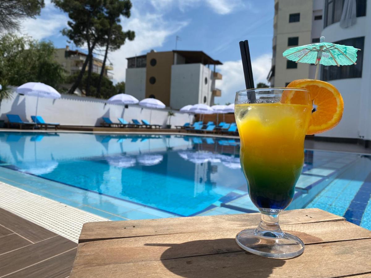 Atrium Deluxe Golem (Tirana)