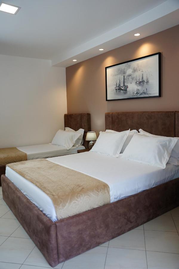 Atrium Deluxe Golem (Tirana)